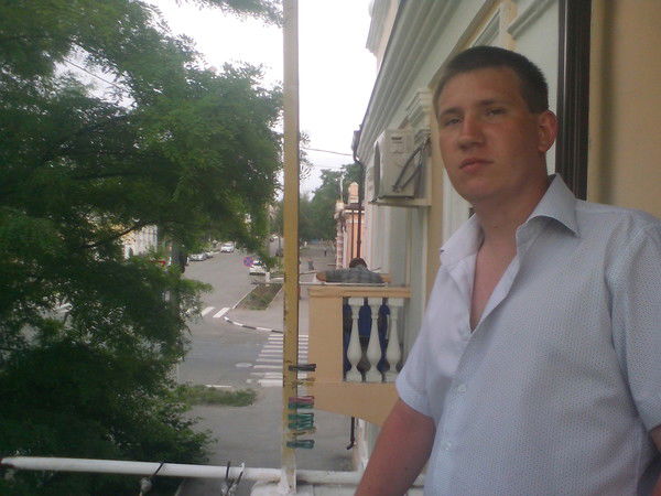 Константин Попов