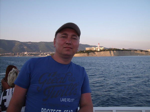 Виталий Маркинс