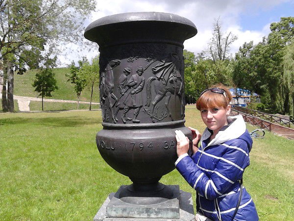 Анька Янущик