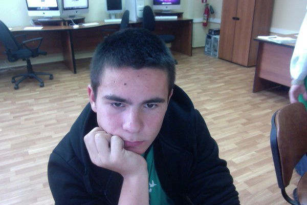 Данил Оленников