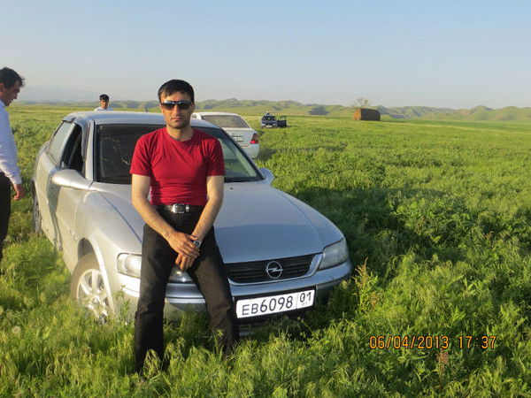 Далер Авазов