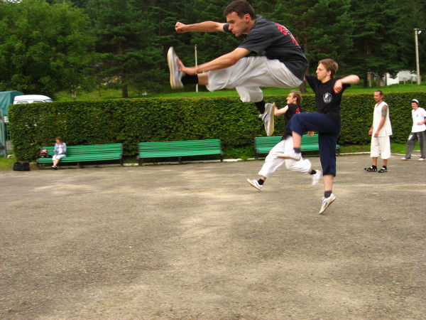 Денис Маслацов