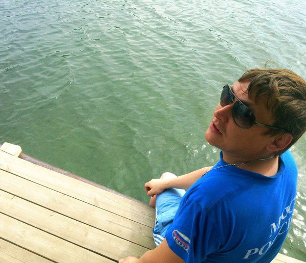 Ростислав Селезенев