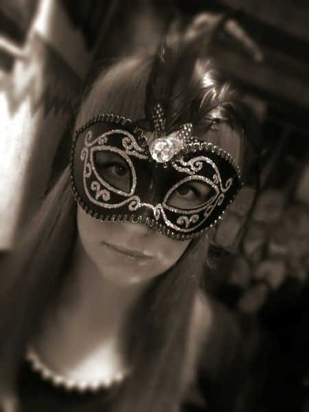 Юля Омелина