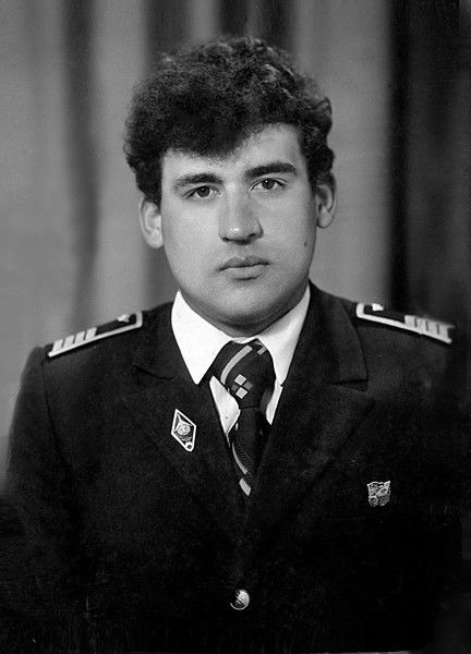 Александр Позняк