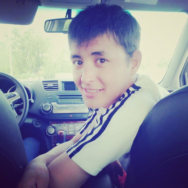 Акжол Ивахин