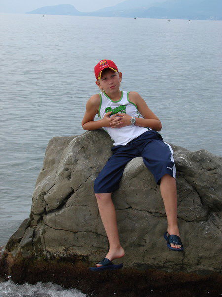 Денис Титов