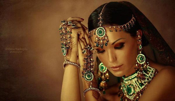 Елена Лёвина