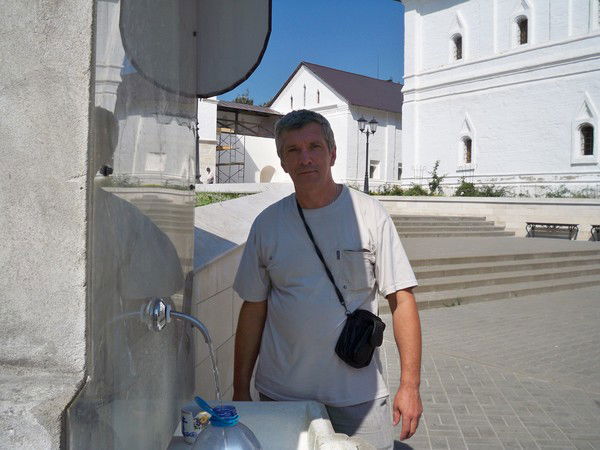 Сергей Никонов