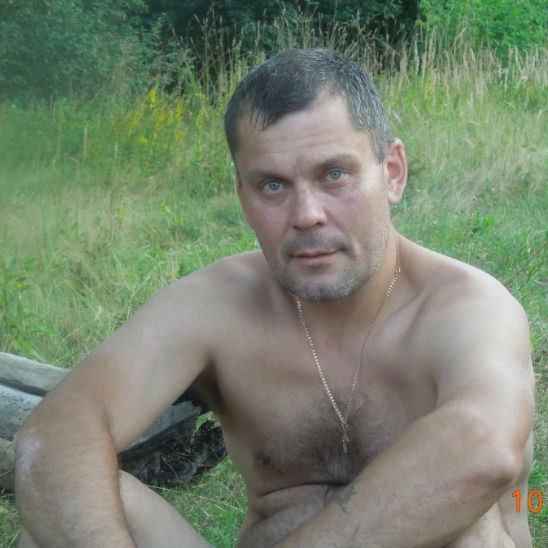 Олег Хмелев