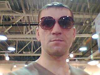 Максим Белоусов