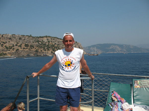 Неизвестно Неизвестно