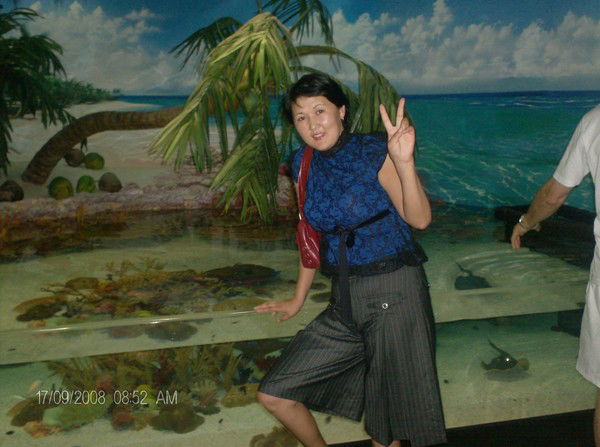 Лаура Султанова