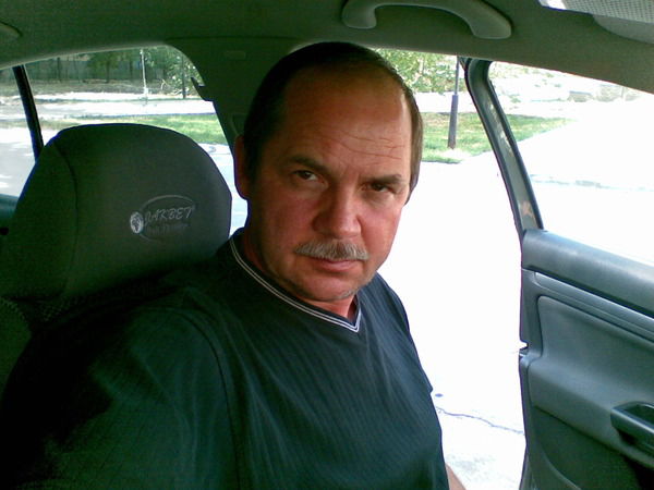 Виктор Михайлов