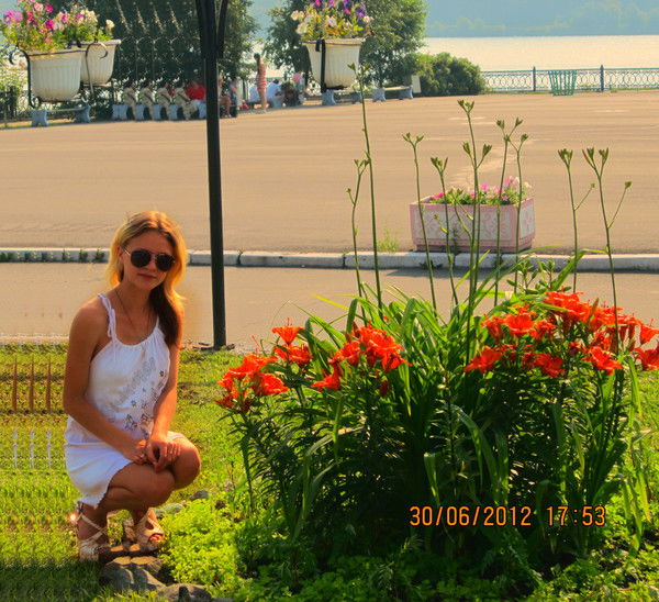 Яночка Тихонова