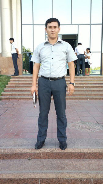 Эхром Пулатов