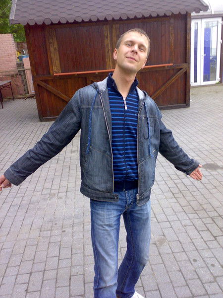 Иван Светлов