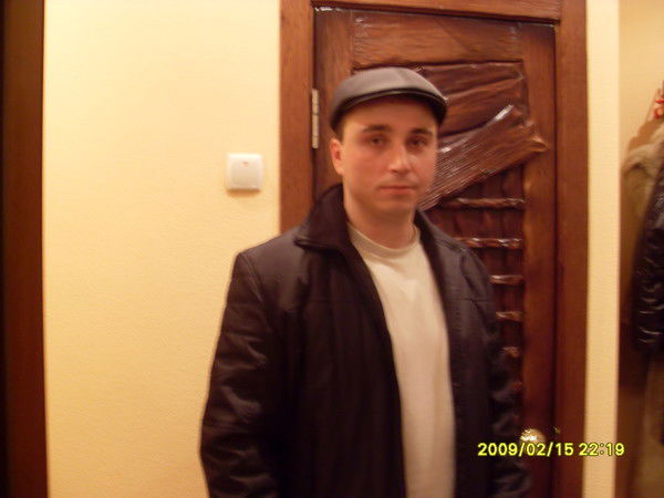 Роман Фаустов