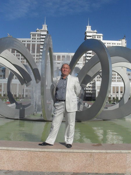 Сергей Кенжалинов