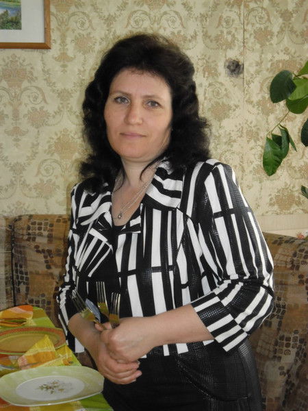 Наташа Азарова