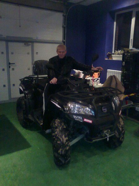 Андрей Тарасов