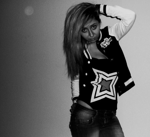 Неизвестно Неизвестно