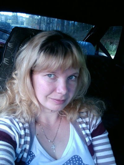 Лена Рискова