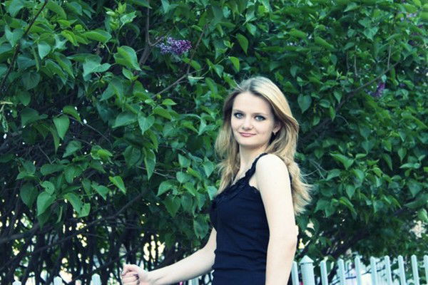 Анна Артищева