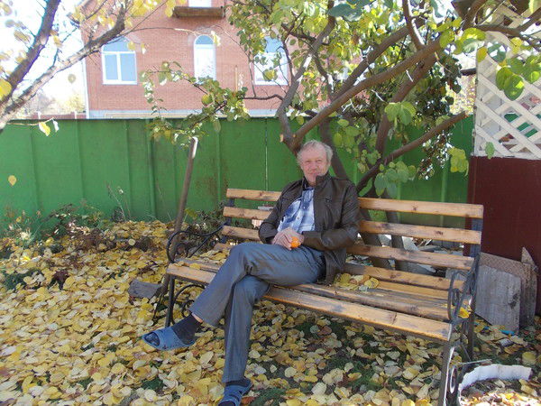 Анатолий Мартынов