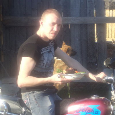 Денис Аввакумов