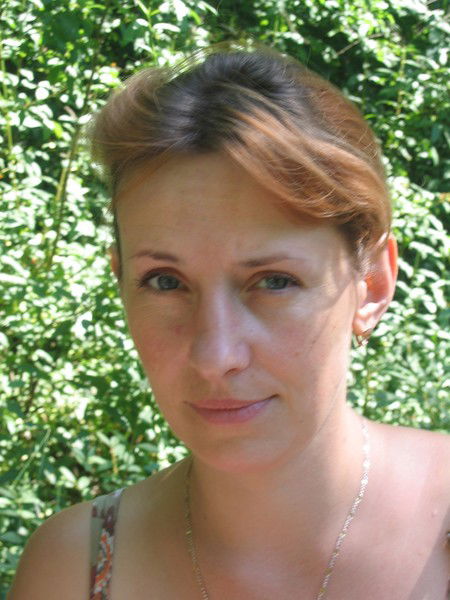 Елена Попова