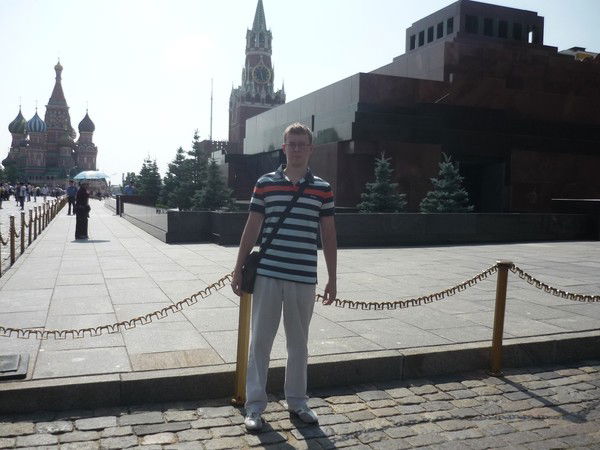 Алексей Ларионов