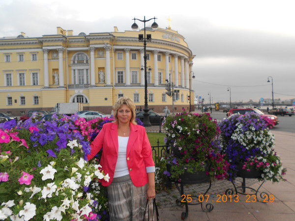 Людмила Белозерова