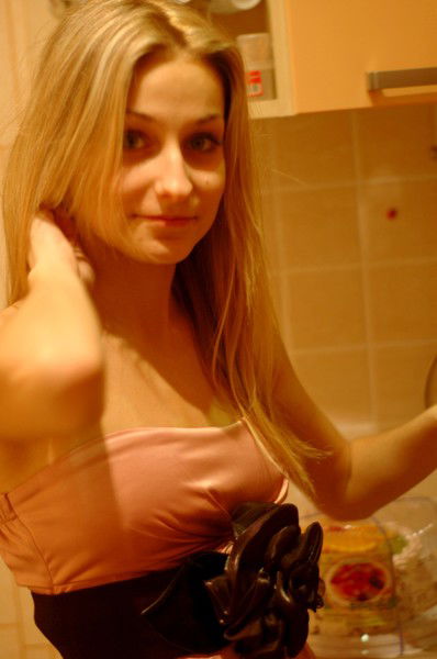 Неизвестно Неизвестно