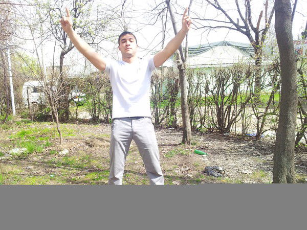 Алишер Орипов