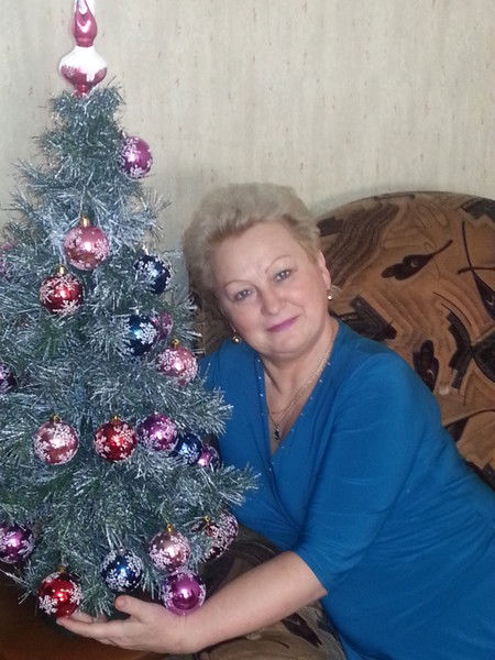 Елена Старовойтова