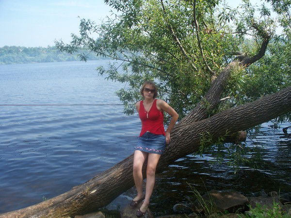 Лена Монахова