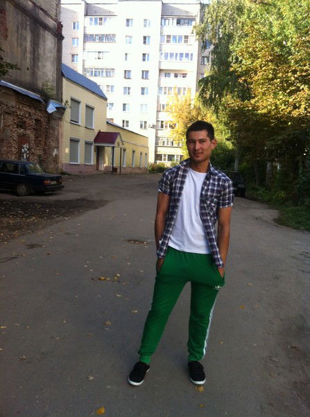 Асрор Якубов