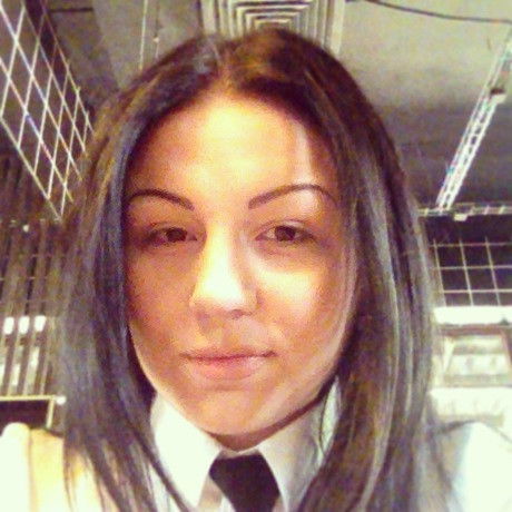 Лена Семёнова