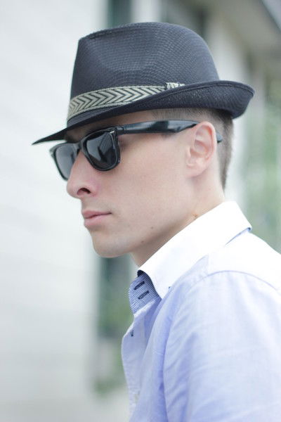 Максим Paparaciya