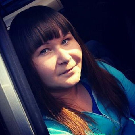 Настя Попова