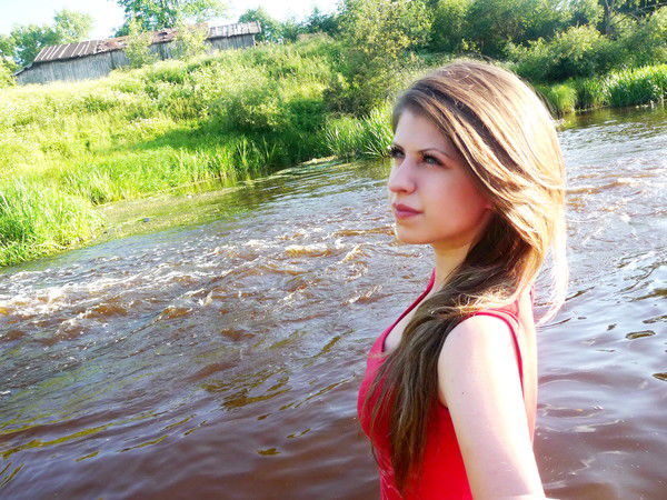 Лена Домбровская