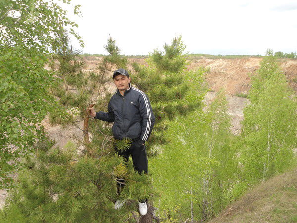 Давронбек Рахмонов