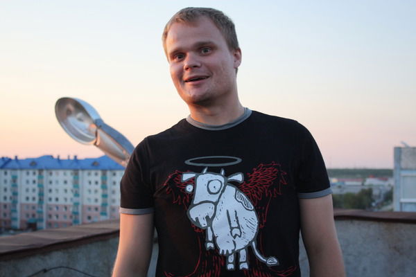 Максим Шаповал