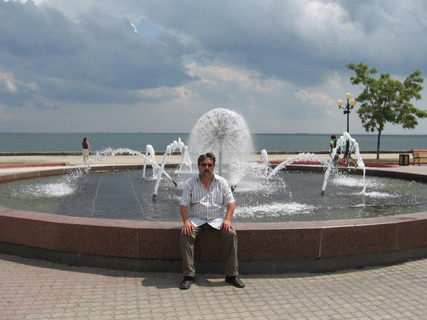 Олег Троицкий