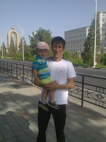 Жамшид Сариев