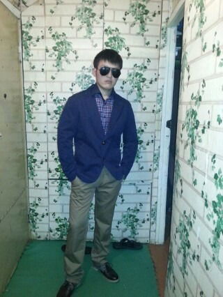 Замир Отогонов