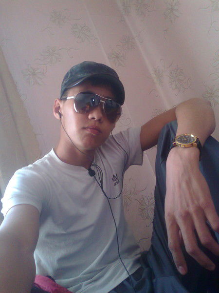 Казбеков Абай