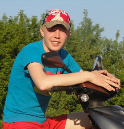 Иван Медведев