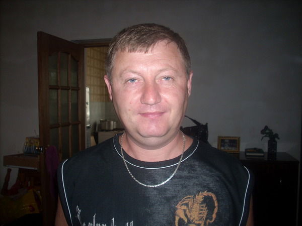 Гена Пирожак